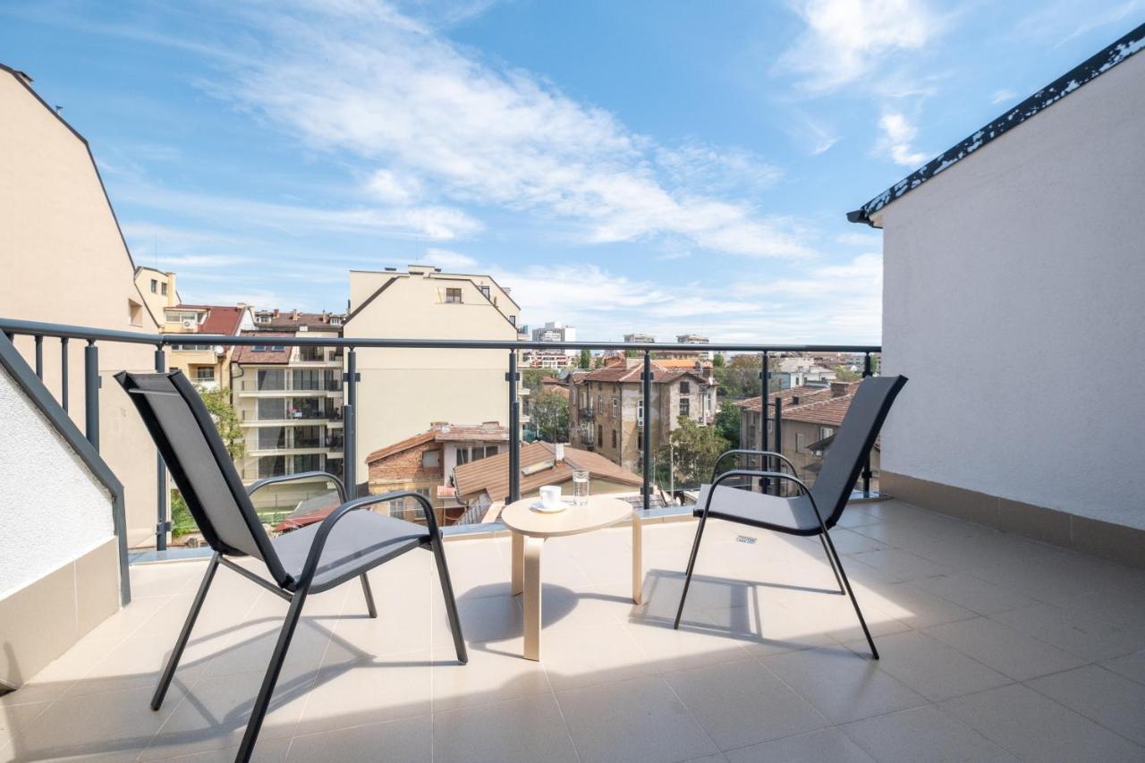 Large Terrace In Old Center Of Sofia By Flat Mаnager Sófia Exterior foto